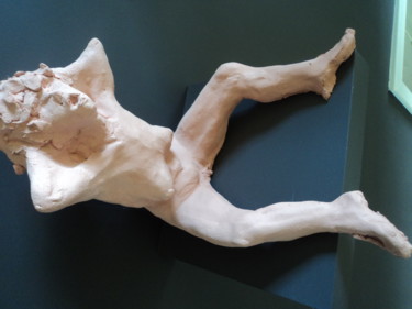 Sculpture titled "CRI" by Claude Hardenne, Original Artwork, Terra cotta