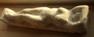 Sculpture titled "Solaire" by Claude Hardenne, Original Artwork, Stone