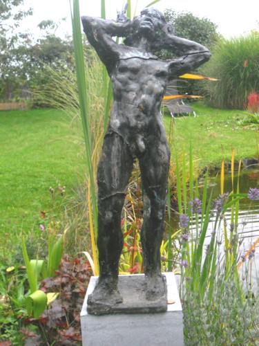 Sculpture intitulée "L'homme foudroyé" par Claude Hardenne, Œuvre d'art originale