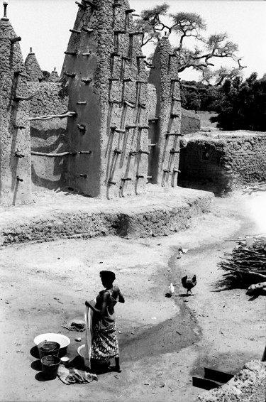 Photographie intitulée "Village de Koro au…" par Claude Grand, Œuvre d'art originale