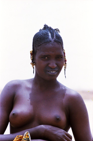 Photographie intitulée "Femme peul 10" par Claude Grand, Œuvre d'art originale