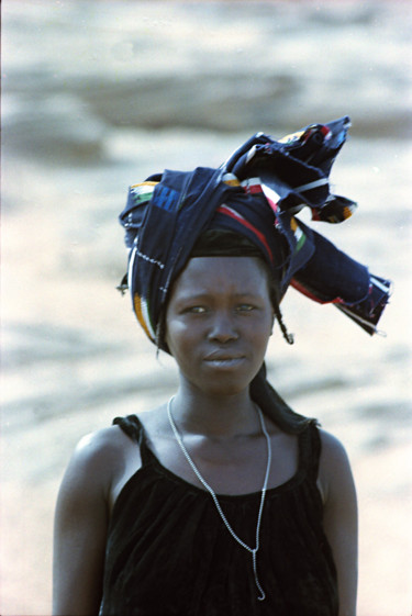 Photographie intitulée "Femme peul 11" par Claude Grand, Œuvre d'art originale