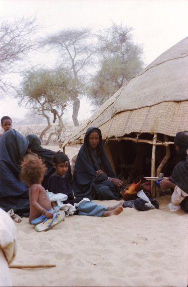 Photographie intitulée "campement-touareg-1" par Claude Grand, Œuvre d'art originale