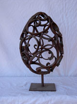 Sculpture titled "OEUF FF" by Claude Valois, Original Artwork, Metals