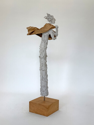 Skulptur mit dem Titel "Setting off - Aufbr…" von Claudia König, Original-Kunstwerk, Papier maché