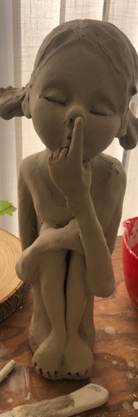 Escultura intitulada "Um silêncio que se…" por Claudia Marques, Obras de arte originais, Argila