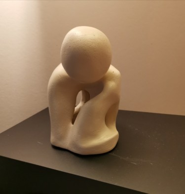 Sculpture titled "Présence" by Claudine Bas Genest Deglin, Original Artwork, Clay