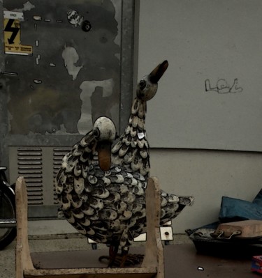 Photographie intitulée "Oiseaux de brocante" par Claudine Ziga, Œuvre d'art originale