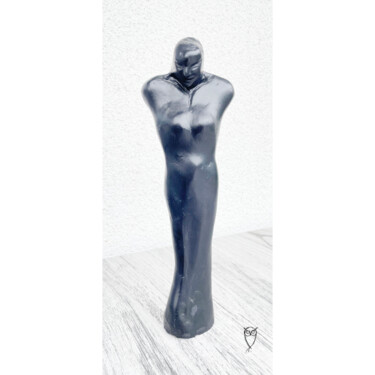 Skulptur mit dem Titel "Schwarze Dame" von Clemens Teichmann, Original-Kunstwerk, Gips