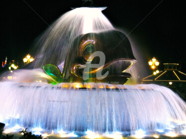 Photography titled "The Fountain at Nig…" by Clement Tsang, Original Artwork, Digital Photography