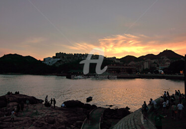 Fotografie mit dem Titel "HK03-Watching Sunse…" von Clement Tsang, Original-Kunstwerk, Digitale Fotografie