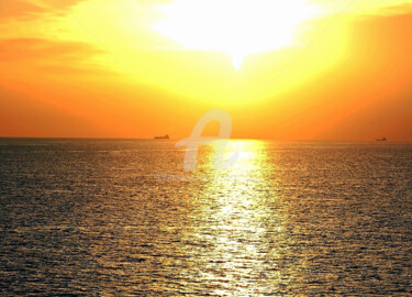 Photography titled "Beautiful Sunset Mo…" by Clement Tsang, Original Artwork, Digital Photography