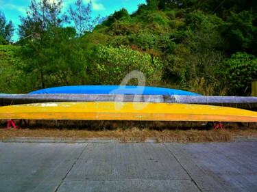 Фотография под названием "HK83-Useless Boats" - Clement Tsang, Подлинное произведение искусства, Цифровая фотография