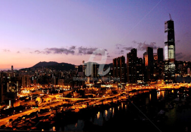 Photographie intitulée "Hong Kong - City at…" par Clement Tsang, Œuvre d'art originale, Photographie numérique