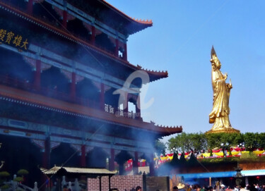 Fotografie mit dem Titel "CH04-Temple and God…" von Clement Tsang, Original-Kunstwerk, Digitale Fotografie