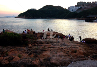 Fotografie getiteld "HK04-Enjoying Sunse…" door Clement Tsang, Origineel Kunstwerk, Digitale fotografie