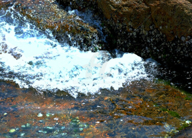 Photographie intitulée "HK61-The Sea water…" par Clement Tsang, Œuvre d'art originale, Photographie numérique