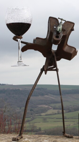 Скульптура под названием "A nice big drink" - Clive Manuel, Подлинное произведение искусства, Металлы