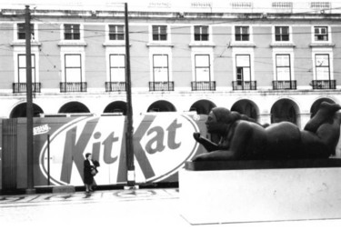 Fotografía titulada "Pose Kitkat à Madri…" por Catherine Martel, Obra de arte original, Fotografía digital