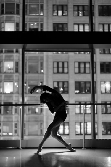 Фотография под названием "Joffrey Ballet #1" - Cody Choi, Подлинное произведение искусства, Цифровая фотография
