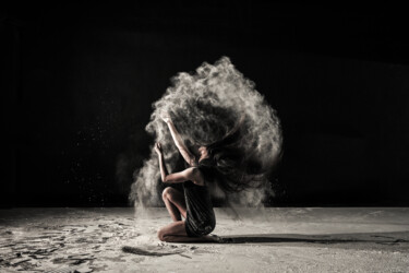 Fotografia intitolato "Dancer: Flora #2" da Cody Choi, Opera d'arte originale, Fotografia digitale