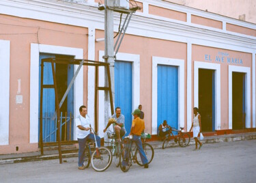 Fotografia zatytułowany „Remedios, Cuba, «El…” autorstwa Cojan, Oryginalna praca, Fotografia filmowa
