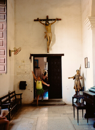 Photographie intitulée "Remedios, CUBA en l…" par Cojan, Œuvre d'art originale, Photographie argentique