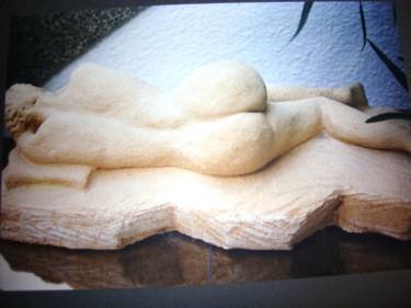 Sculpture titled "la belle endormie" by Colette Jotterand-Vetter, Original Artwork