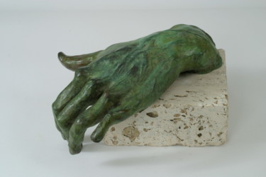 Sculpture intitulée "main au repos" par Colette Jotterand-Vetter, Œuvre d'art originale