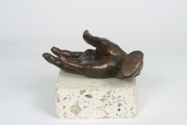 Sculpture intitulée "main posée" par Colette Jotterand-Vetter, Œuvre d'art originale