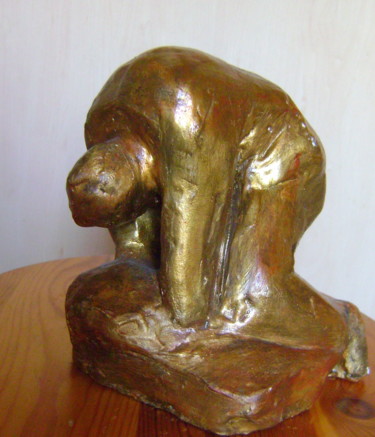 Sculpture intitulée "l'homme brisé" par Colette Jotterand-Vetter, Œuvre d'art originale, Terre cuite