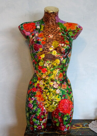 Sculpture titled "Floral mannequin 3" by Conrad Bloemers, Original Artwork, Acrylic