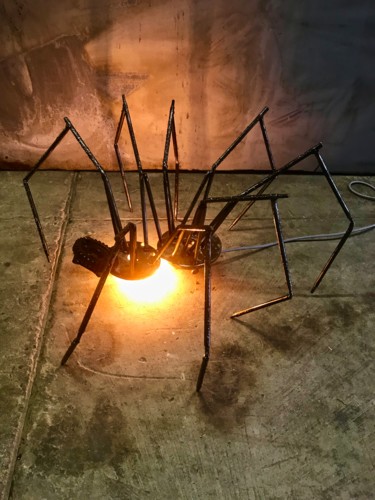 Design intitulée "L'Araignée" par Kargo, Œuvre d'art originale, Luminaire