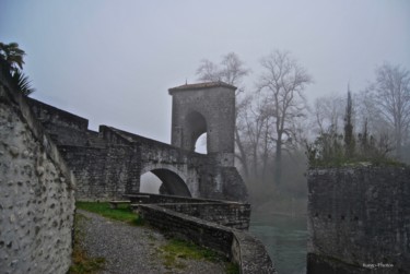 Photographie intitulée "Pont de La Légende…" par Kargo, Œuvre d'art originale, Photographie numérique