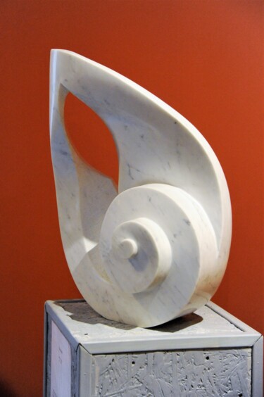 Sculpture titled "Résonance" by Coralie Quincey, Original Artwork, Stone