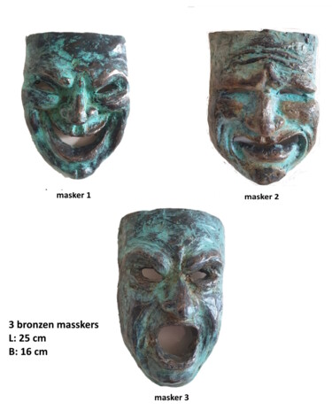 Skulptur mit dem Titel "3 masks" von N.C.J. Stam, Original-Kunstwerk, Bronze