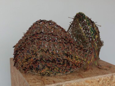 Skulptur mit dem Titel "Caméléon" von Coco Vewenda, Original-Kunstwerk, Metalle