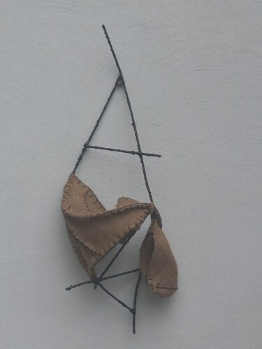 Sculpture titled "Le nids" by Coco Vewenda, Original Artwork, Metals
