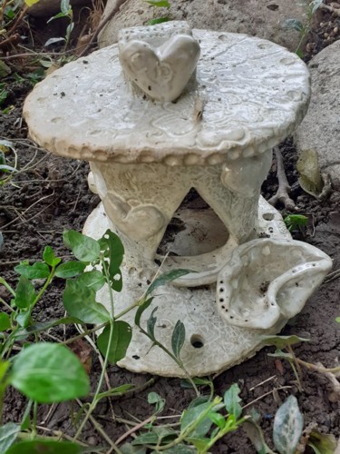 Sculpture titled "nichoir oiseaux" by Christine Delafont, Original Artwork, Ceramics