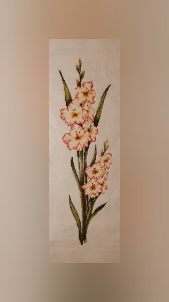 Текстильное искусство под названием "Gladiolus" - Cozy Corner, Подлинное произведение искусства, вышивка Установлен на Дерев…