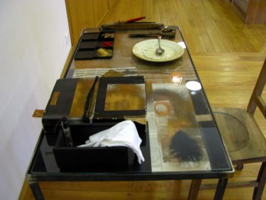 Colagens intitulada "Mending table #01" por Cristina Oliveira, Obras de arte originais