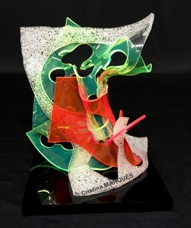 Sculpture titled "Comatule" by Cristina Marquès, Original Artwork, Plastic