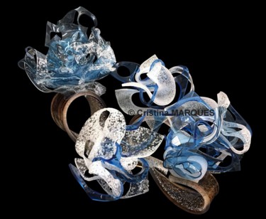 Escultura intitulada "Installation "Coral…" por Cristina Marquès, Obras de arte originais, Plástico