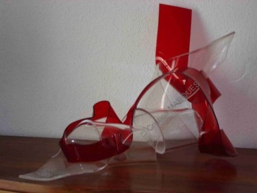 Sculpture intitulée "Le Dauphin Rouge" par Cristina Marquès, Œuvre d'art originale, Plastique