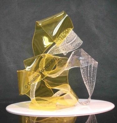 Sculpture titled "Le Diamant Jaune" by Cristina Marquès, Original Artwork, Plastic