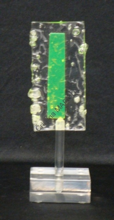 Sculpture intitulée "Apple Ice Stick" par Cristina Marquès, Œuvre d'art originale, Plastique