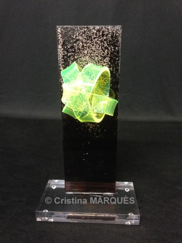 Sculpture titled "Green Planet" by Cristina Marquès, Original Artwork, Plastic