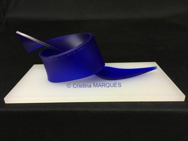Sculpture titled "Chopine Bleue" by Cristina Marquès, Original Artwork, Plastic