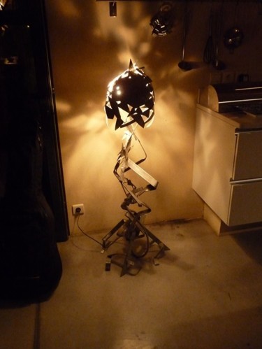 Sculpture intitulée "The plant by night.…" par Cristo Ash, Œuvre d'art originale