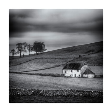 Fotografia zatytułowany „House in the hills” autorstwa Csaba Deak, Oryginalna praca, Fotografia cyfrowa